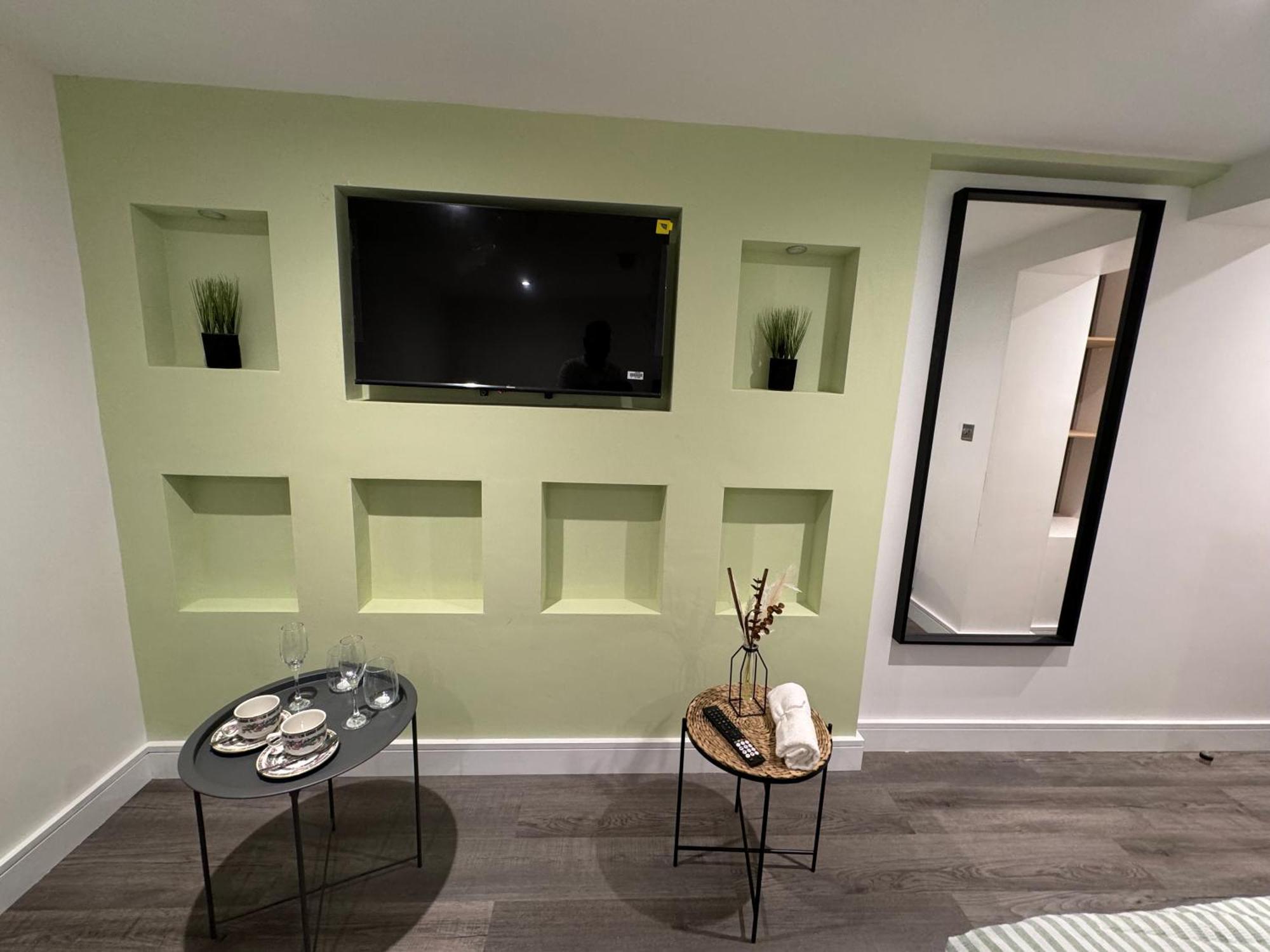 Southgate Luxury Apartments Elland Exterior foto