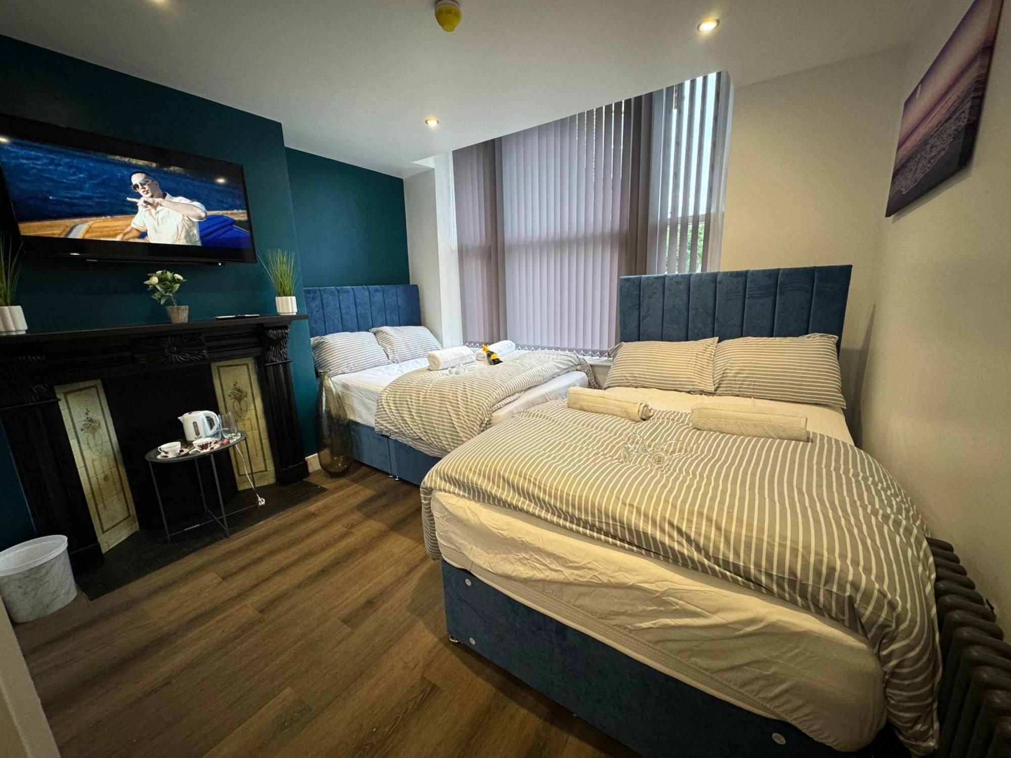 Southgate Luxury Apartments Elland Exterior foto