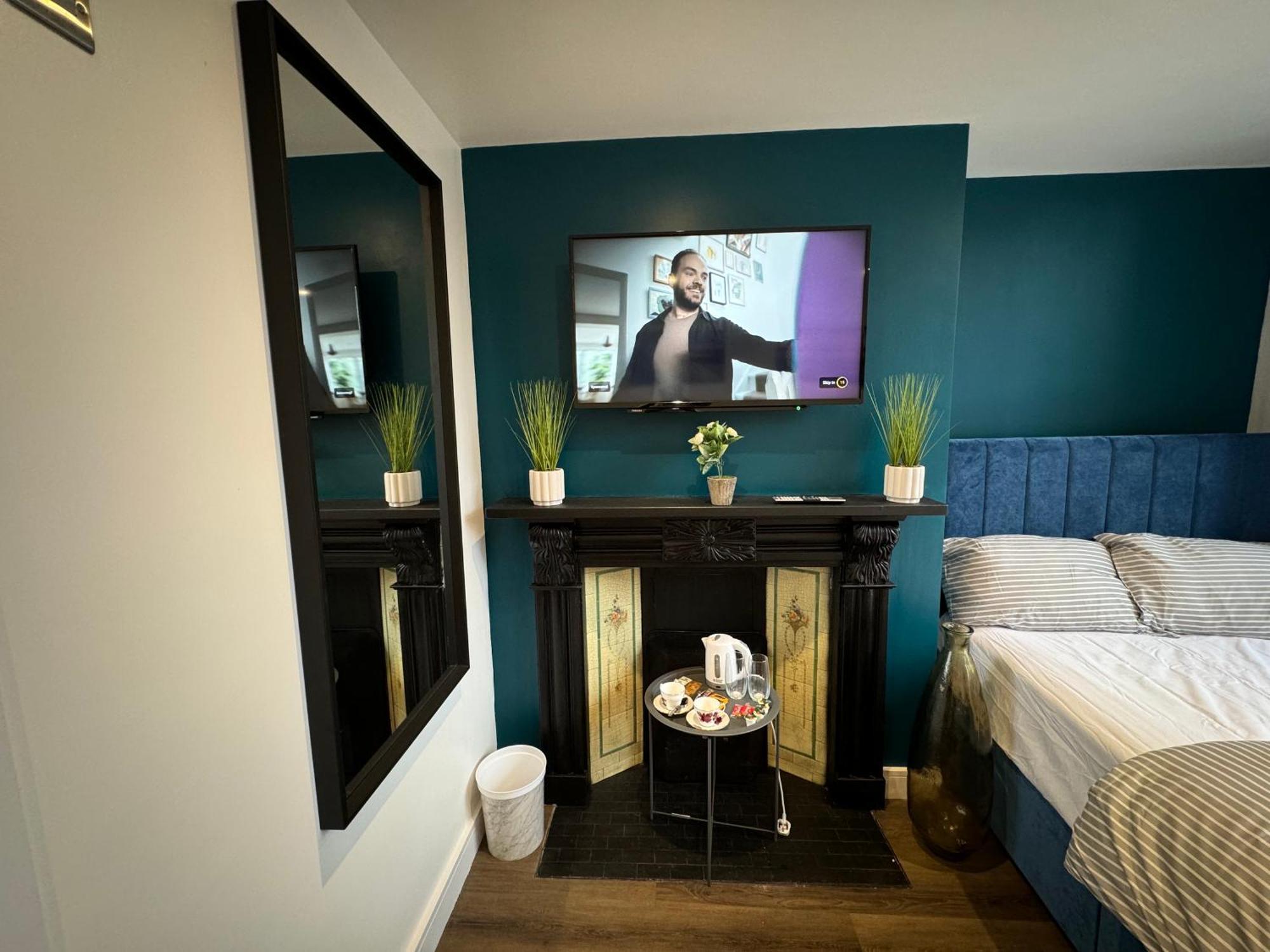 Southgate Luxury Apartments Elland Exterior foto