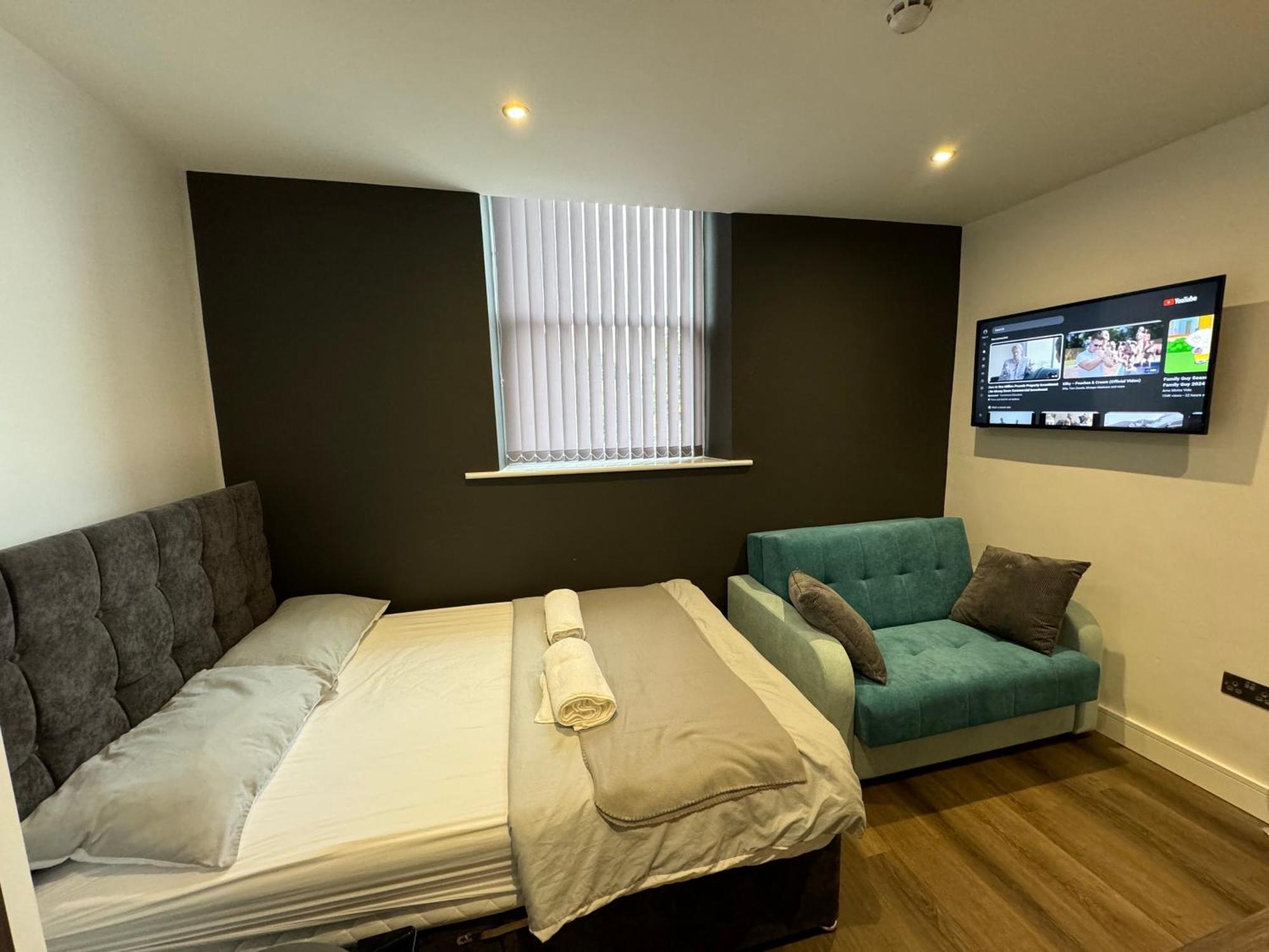 Southgate Luxury Apartments Elland Exterior foto