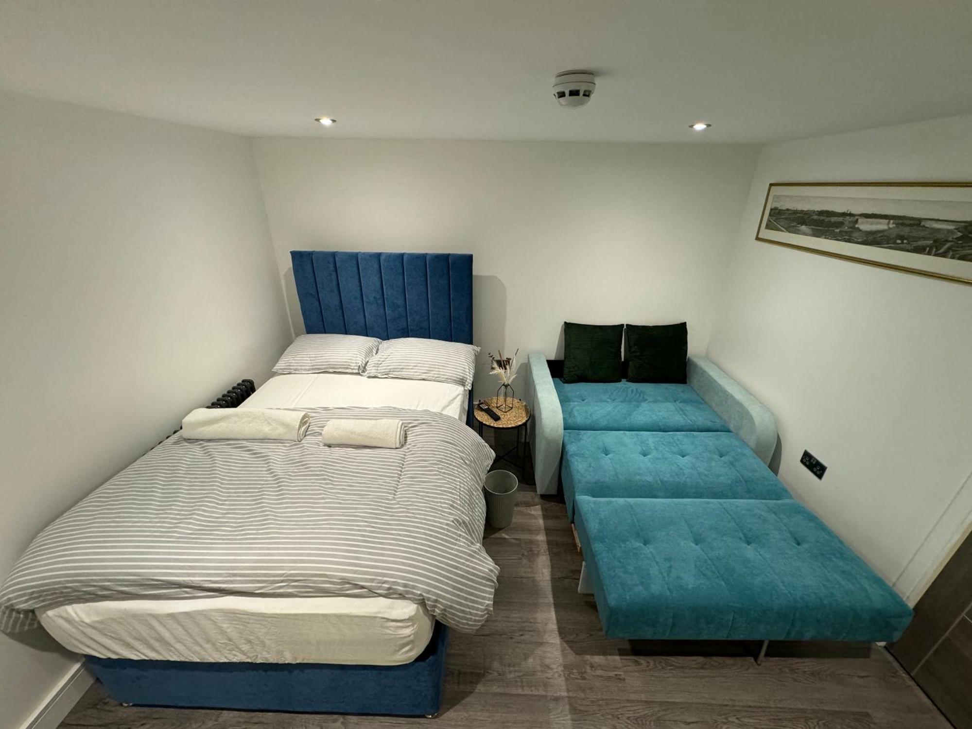 Southgate Luxury Apartments Elland Exterior foto