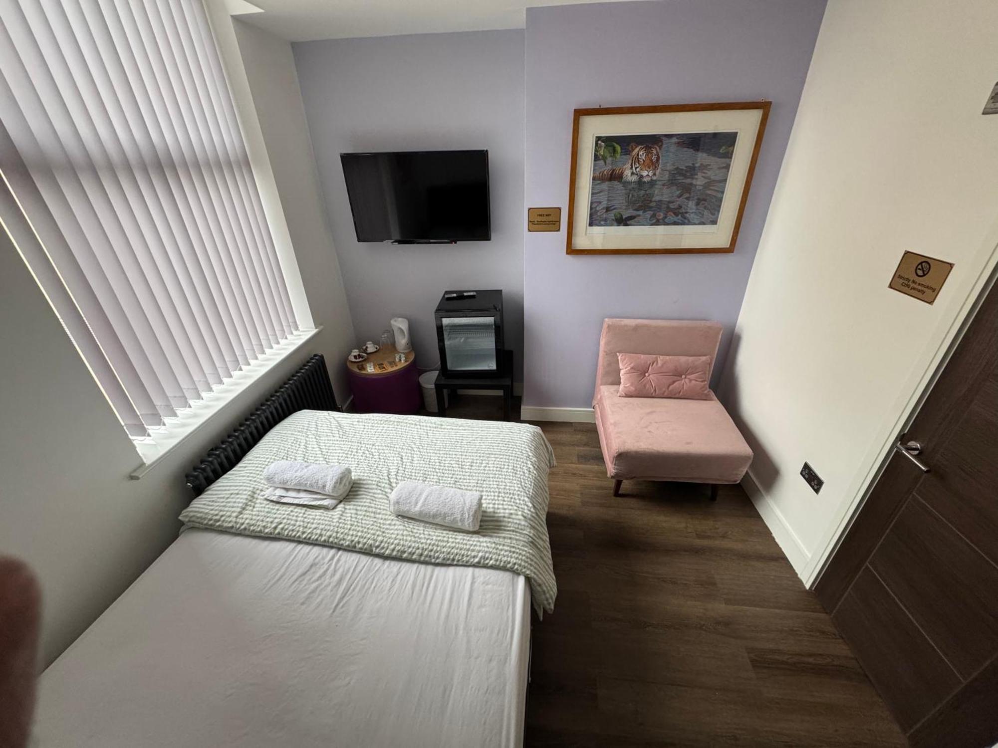 Southgate Luxury Apartments Elland Exterior foto